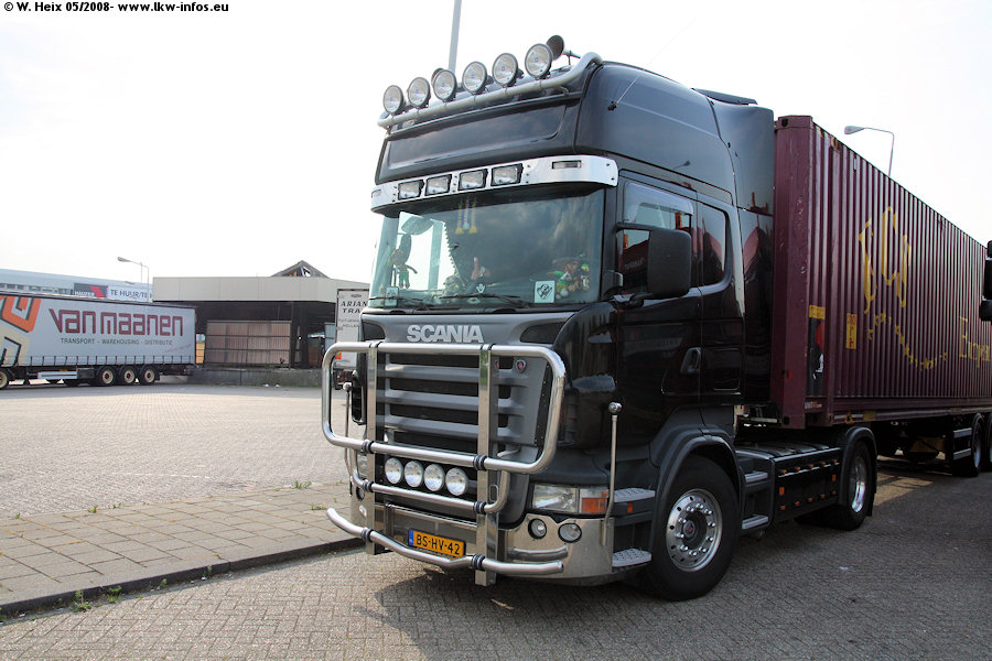 NL-Scania-R-500-schwarz-150508-01.jpg
