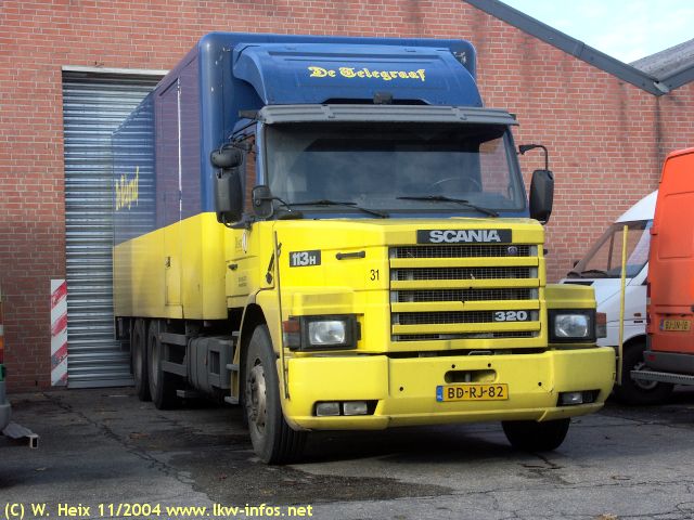 Scania-113-H-320-deTelegraaf-141104-1-NL.jpg