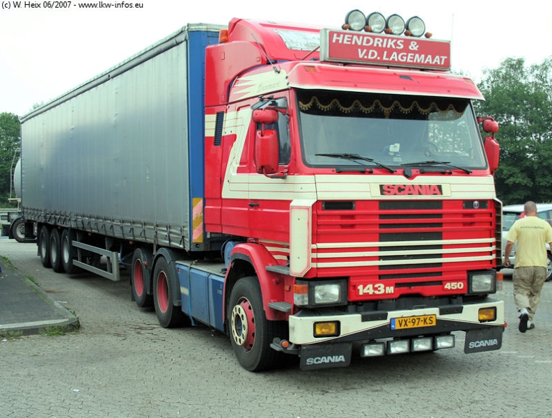 Scania-143-M-450-Hendriks-110607-01-NL.jpg