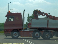 Scania-143-M-450-rot-160506-01-NL