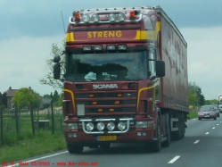 Scania-144-L-530-Streng-090505-01-NL