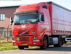 Volvo-FH12-van-Mierlo-161007-02-NL