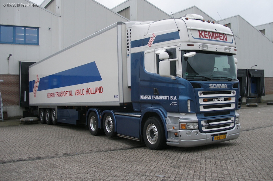 NL-Scania-R-560-Kempen-Holz-100810-01.jpg