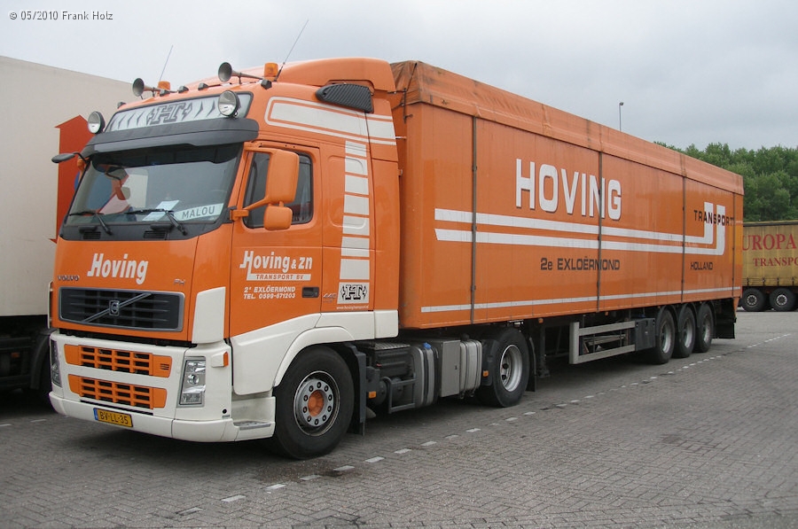 NL-Volvo-FH-Hoving-Holz-100810-01.jpg