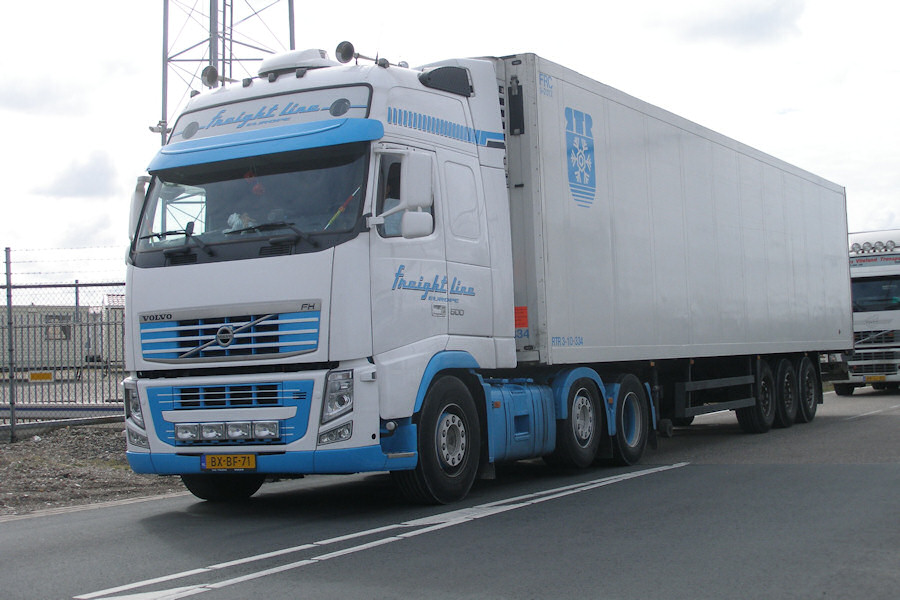 NL-Volvo-FH-II-500-Freightline-Holz-100810-01.jpg