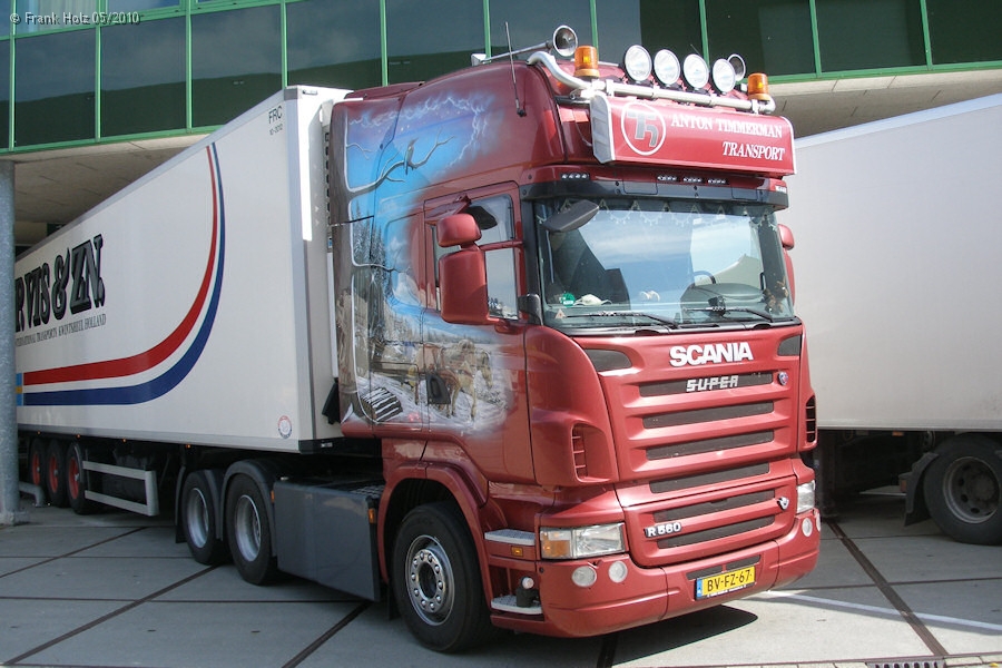 NL-Scania-R-580-rot-Holz-110810-01.jpg