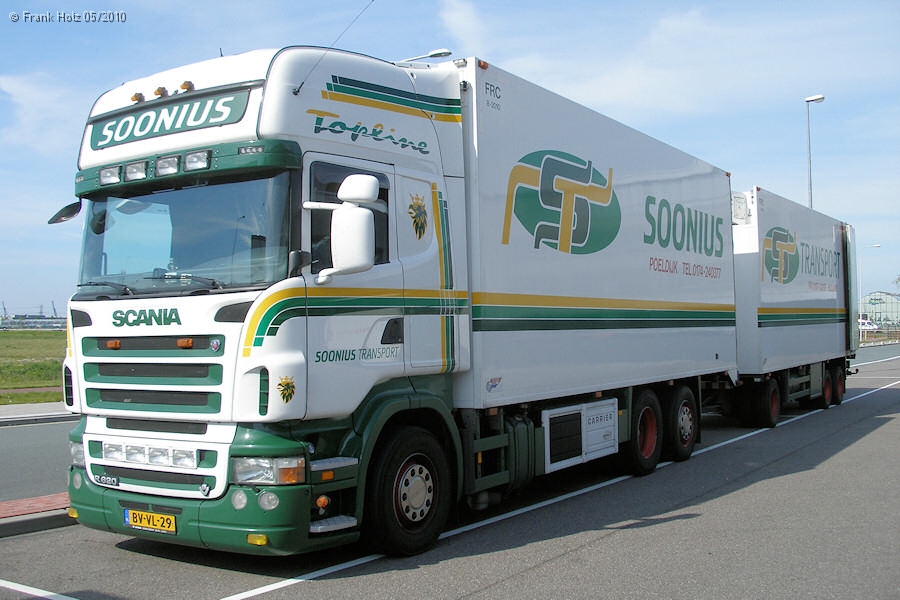 NL-Scania-R-620-Soonius-Holz-110810-01.jpg