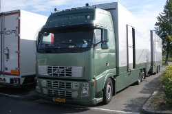 NL-Volvo-FH-Groen-Holz-110810-01