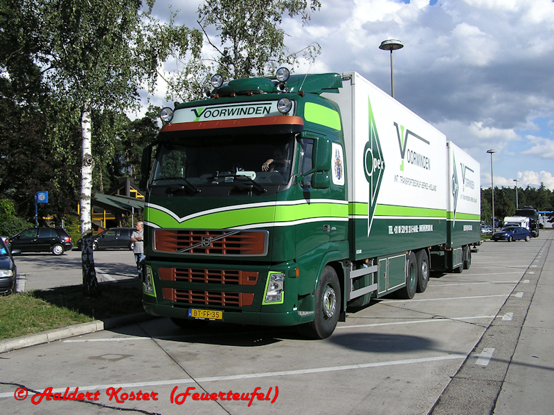 NL-Volvo-FH-Voorwinden-Koster-141210-01.jpg