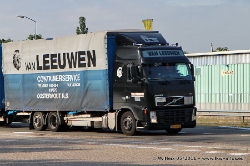 NL-Volvo-FH-400-van-Leeuwen-180511-01