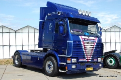 NL-Scania-143-M-470-blau-vMelzen-101011-01