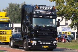 NL-Scania-R-500-schwarz-PElskamp-121011-01
