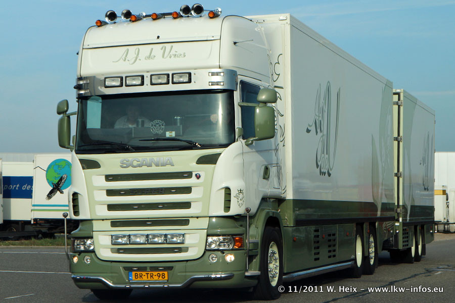 NL-Scania-R-580-de-Vries-131111-06.jpg