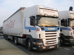 POR-Scania-R-420-Profinter-Holz-250609-01
