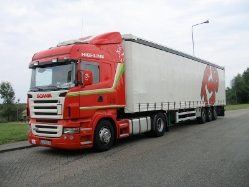 POR-Scania-R-420-rot-Holz-020608-01
