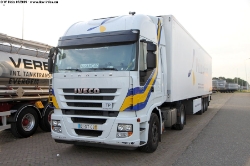 POR-Iveco-Stralis-AS-II-440-S-50-weiss-170709-03
