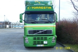 POR-Volvo-FH12-Torrestir-Posern-050408-01