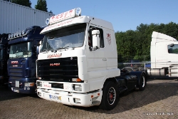 POR-Scania-143-M-weiss-Holz-070711-02