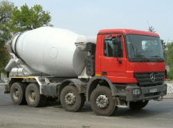 MB-Actros-4141-rot-Vorechovsky-210807-01-RO