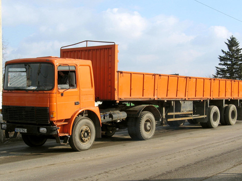 RO-DAC-orange-Vorechovsky-180208-01.jpg