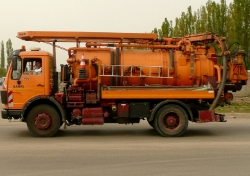 RO-MB-NG-1622-orange-Vorechovsky-150408-02