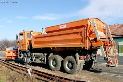 RO-ROMAN-26410-orange-Vorechovsky-281108-03