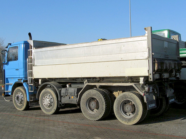 RO-Scania-113-H-380-blau-Vorechovsky-220208-02.jpg