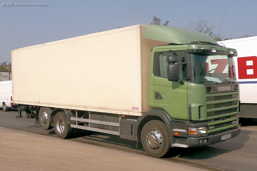 RO-Scania-94-G-220-gruen-Vorechovsky-171008-01.jpg