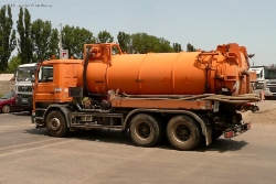 RO-Scania-112-orange-Vorechovsky-150908-02