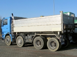 RO-Scania-113-H-380-blau-Vorechovsky-220208-02