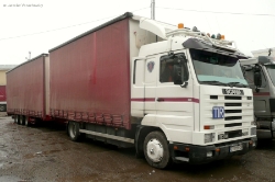 RO-Scania-113-M-360-weiss-Vorechovsky-220209-01