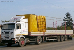RO-Scania-113-M-380-weiss-Vorechovsky-141008-01