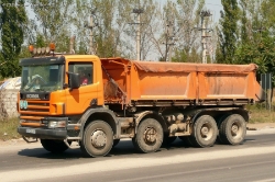 RO-Scania-124-C-420-orange-Vorechovsky-150908-02