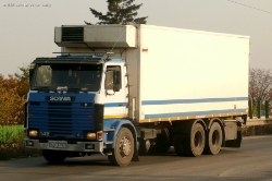 RO-Scania-142-H-weiss-Vorechovsky-181108-01