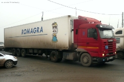 RO-Scania-143-M-420-rot-Vorechovsky-160109-01