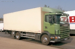 RO-Scania-94-G-220-gruen-Vorechovsky-171008-01