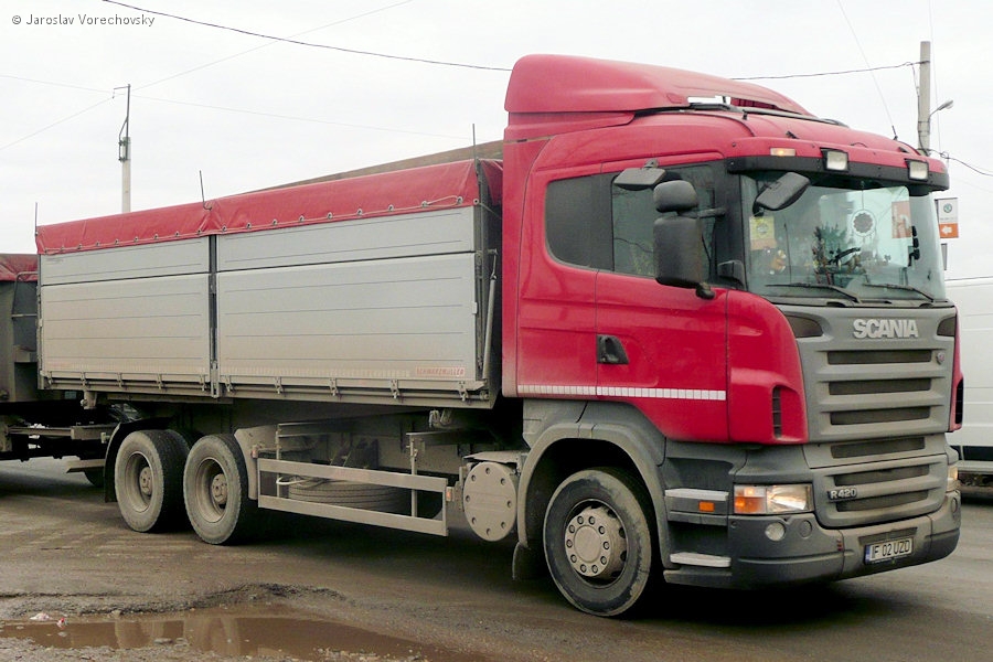 RO-Scania-R-420-rot-Vorechovsky-171208-01.jpg
