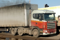 RO-Scania-144-L-460-rot-Vorechovsky-100209-01