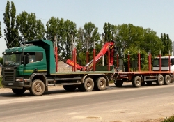 RO-Scania-P-420-gruen-Vorechovsky-210708-01