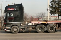 RO-Scania-R-580-schwarz-Vorechovsky-150309-02