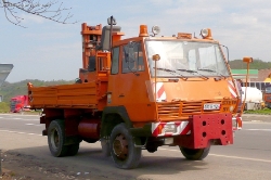 RO-Steyr-91-orange-Vorechovsky-150908-03