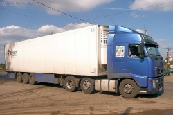 RO-Volvo-FH-480-blau-Vorechovsky-220908-01