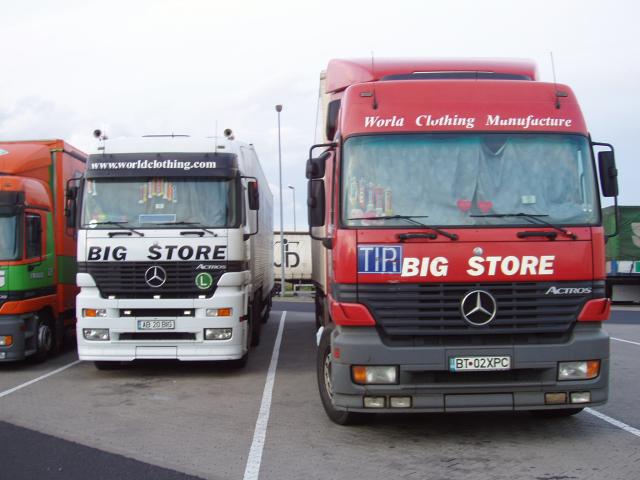 MB-Actros-Big-Store-Holz-040504-1-RO.jpg