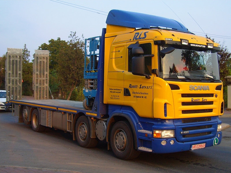 RO-Scania-R-420-blau-gelb-BMihai-131008-01.jpg