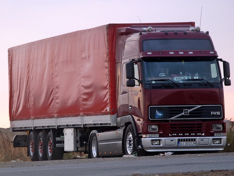 RO-Volvo-FH16-520-rot-BMihai-041108-01.jpg