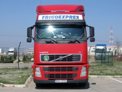 RO-Volvo-FH-440-FrigoExpress-BMihai-040409-1