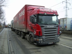 Scania-R-420-rot-Mihai-150406-01-RO