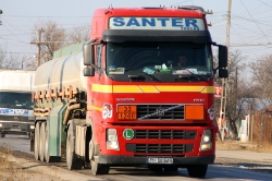 RO-Volvo-FH12-Santer-Bodrug-231208-01
