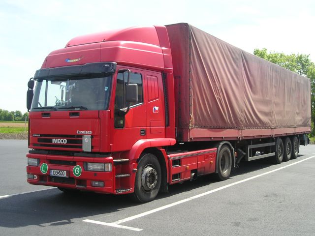 Iveco-EuroTech-rot-Reck-240505-01-RO.jpg - Marco Reck