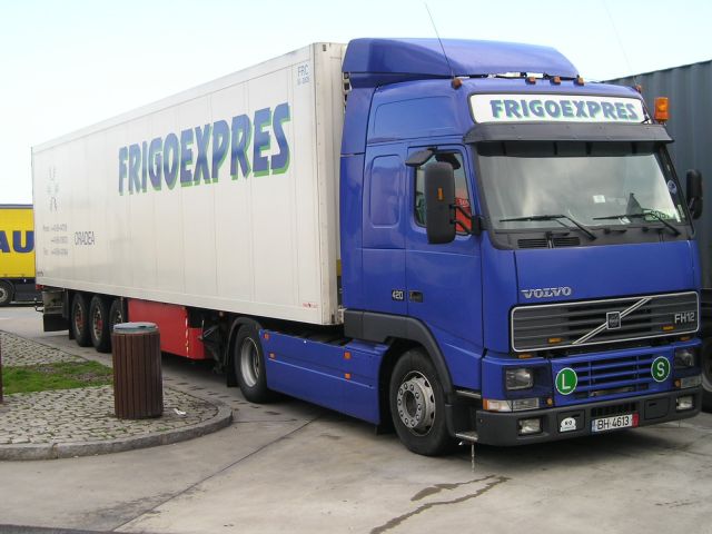 Volvo-FH12-420-Frigoexpres-Reck-240505-02-RO.jpg - Marco Reck